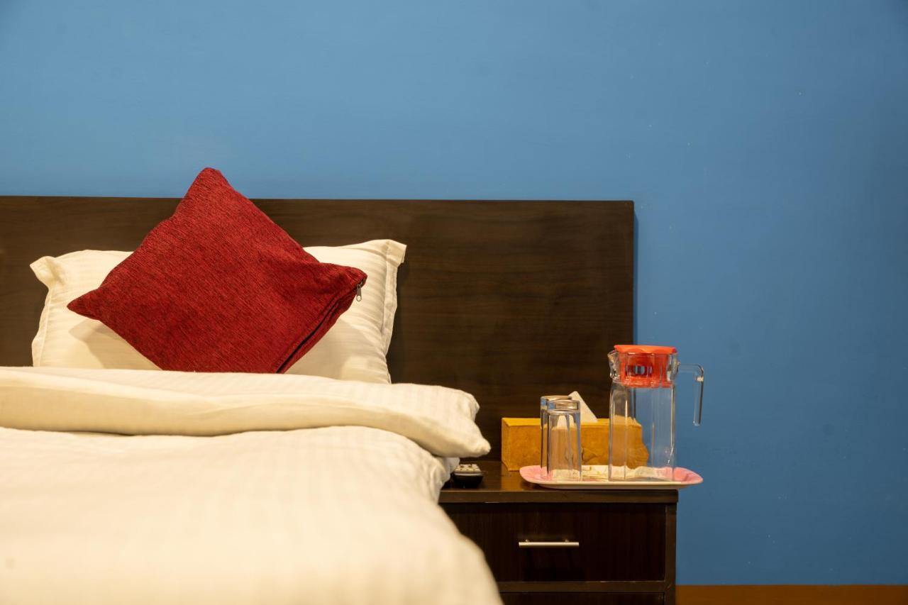 Atlas Serviced Apartments Jawlakhel Екстериор снимка