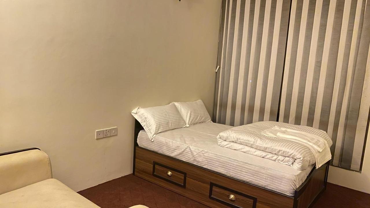 Atlas Serviced Apartments Jawlakhel Екстериор снимка